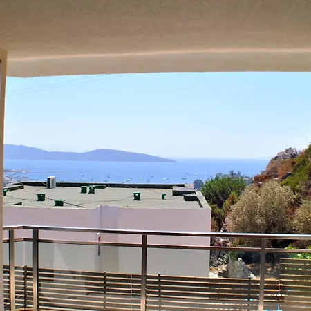 Sade Villa