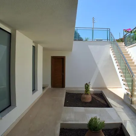 Villa Sade *